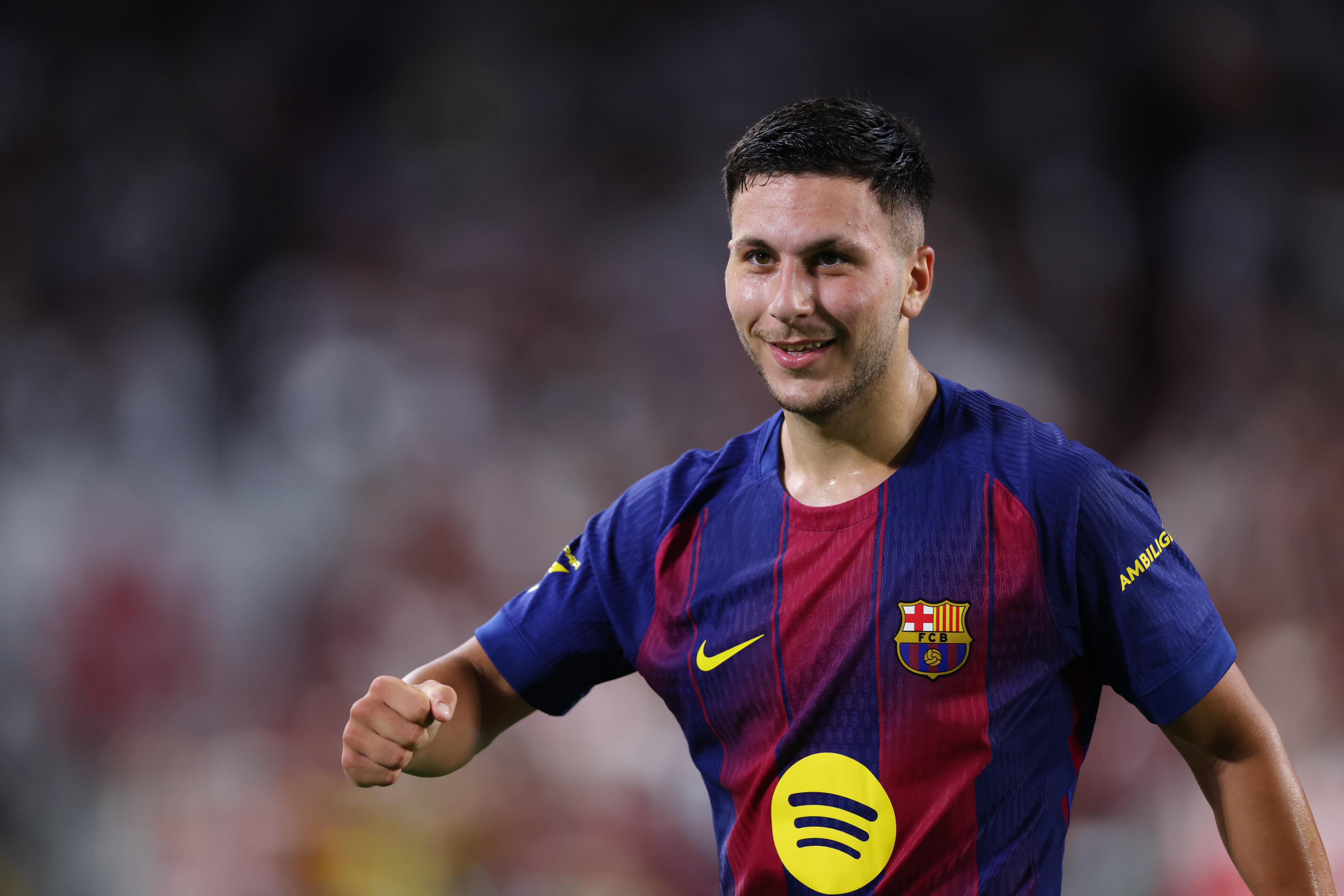 每体:巴德吉可以出战对瓦伦西亚的比赛,巴萨已获西甲的注册许可